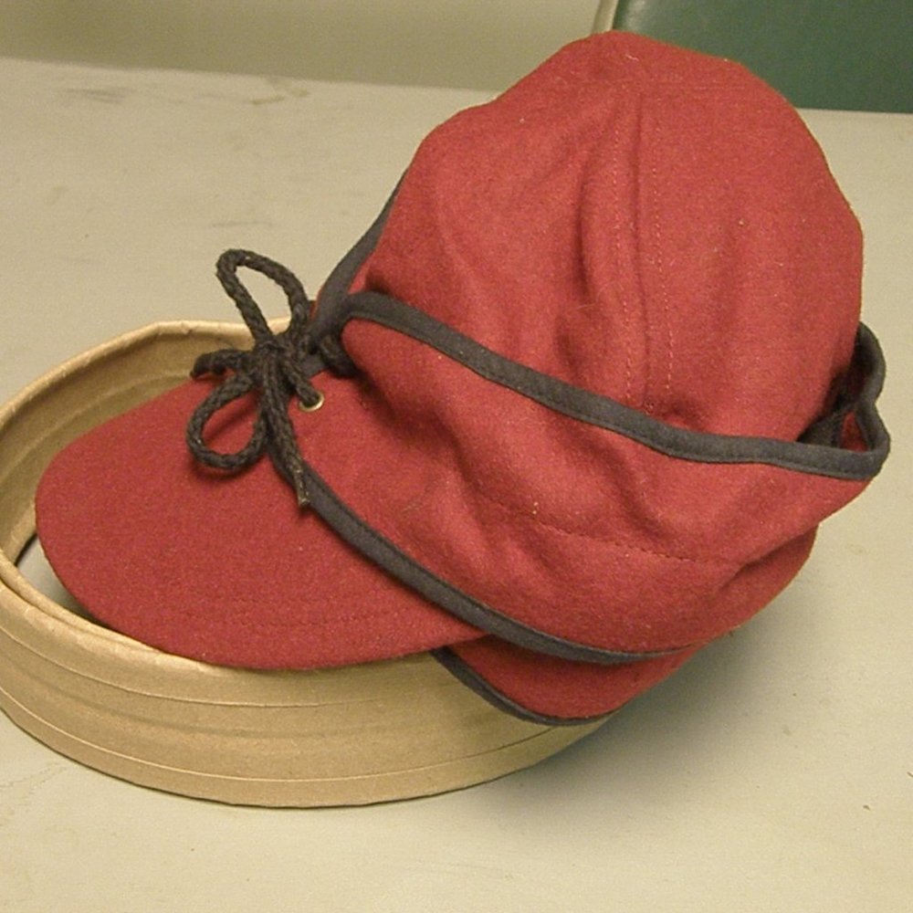 New Warm Eddy Bros Winter cap with ear flaps, Medium